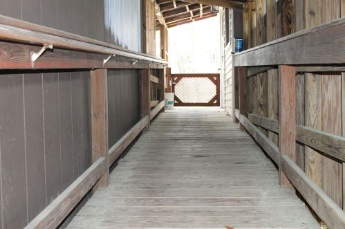 23 Canterbury Rd, Concord NH 03301-5618 exterior