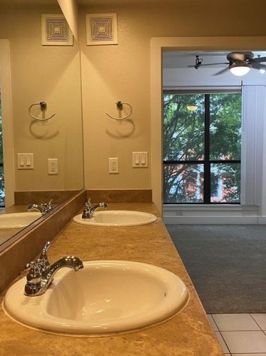 4605 Cedar Springs Rd, Dallas TX  75219-1361 exterior