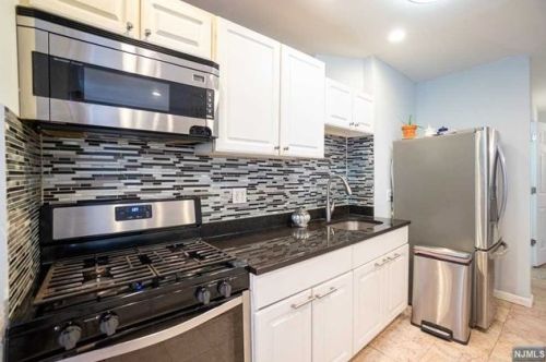 703 28 St, Union City NJ 07087-2305 exterior