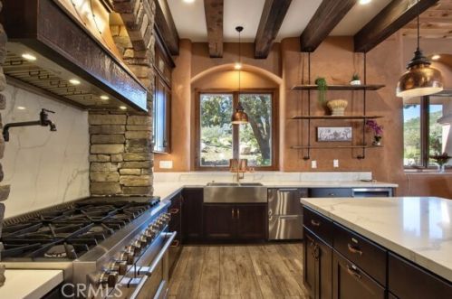 44350 Tortuga Rd, Temecula CA exterior