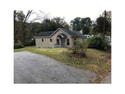 24 Barron Rd, Montgomery, NY 12549-2622