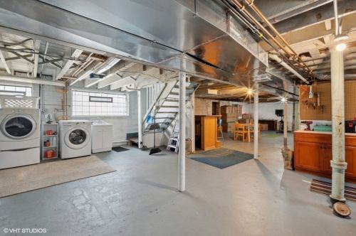 9813 Hoyne Ave, Chicago IL  60643-1728 exterior