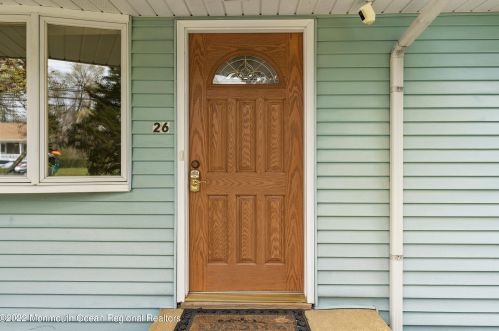 26 Scott Dr, Berkeley Township, NJ 08721-1225