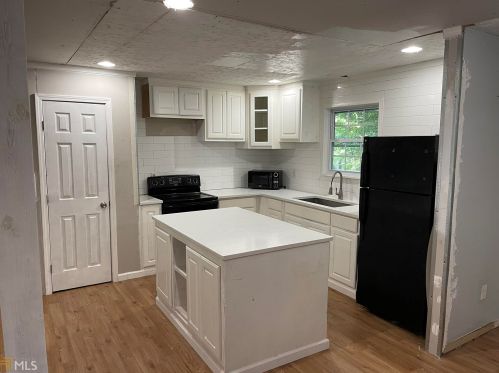 1120 Buckhurst Dr, Atlanta, GA 30349-4532