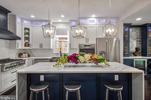 2911 17th St, Washington DC  20018-1825 exterior