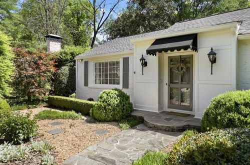 1825 Colland Dr, Atlanta GA  30318-2603 exterior