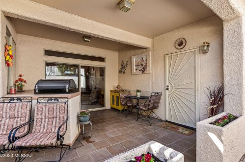 7451 Maritime Dr, Tucson AZ 85756-9151 exterior