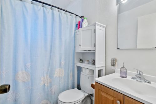 1710 46th Ave, Capitola CA 95010-2644 exterior