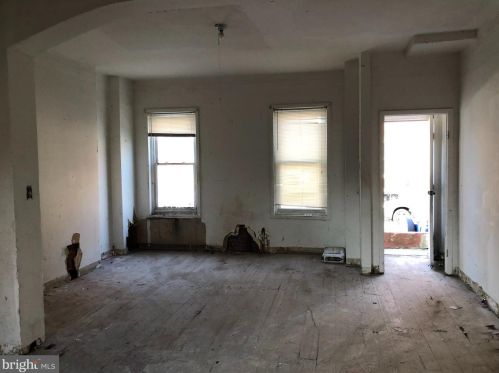 307 Academy St, Trenton NJ 08618-3902 exterior