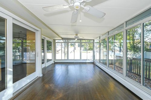 2 Gehrig St, Commack NY 11725-2006 exterior