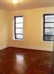 562 85th St, Brooklyn NY  11209-4811 exterior