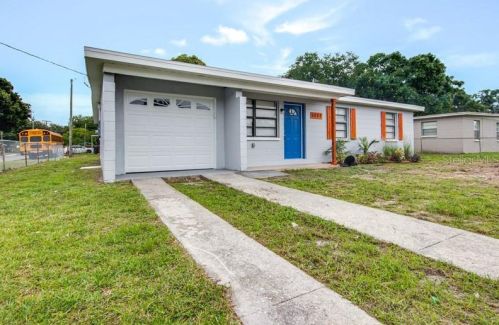 5002 86th St, Tampa, FL 33619-7130