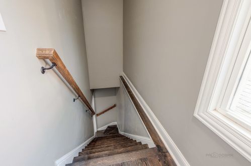 3048 80th St, Chicago IL  60617-1437 exterior