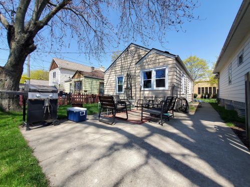 7519 Wright St, Milwaukee WI 53213-1138 exterior