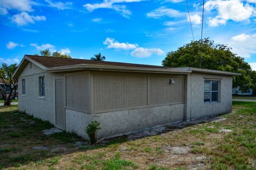 7201 Palisade Dr, Port Richey FL  34668-2534 exterior