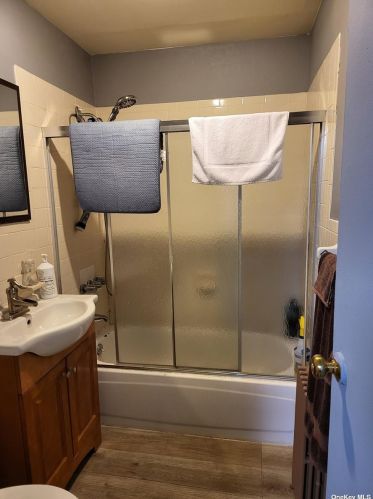 526 Wales Ave, Bronx NY 10455-4444 exterior