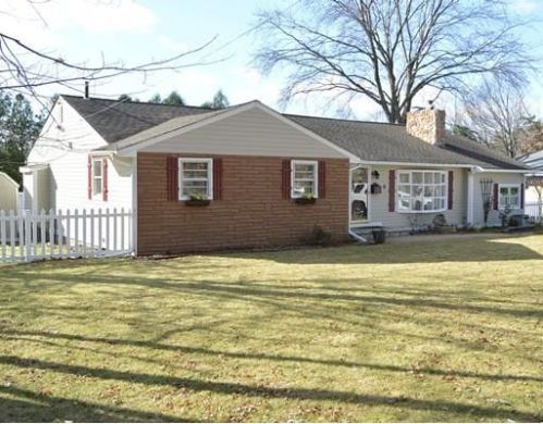 81 St, Methuen MA  01844-4957 exterior