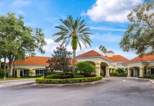 499 Casanova Cir, Fort Pierce FL  34986-1713 exterior