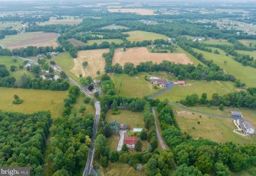 1900 Fish And Game Rd, Littlestown PA 17340-8808 exterior