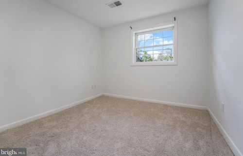 8119 Kidd St, Alexandria VA 22309-1133 exterior