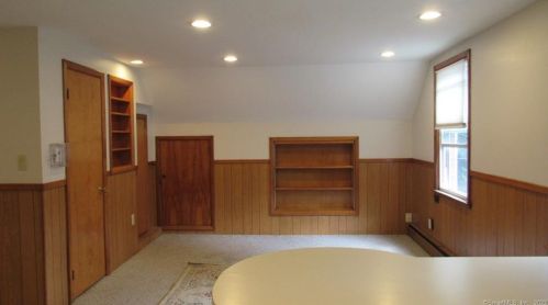 284 Laurel Hill Rd, Torrington CT 06790-5713 exterior