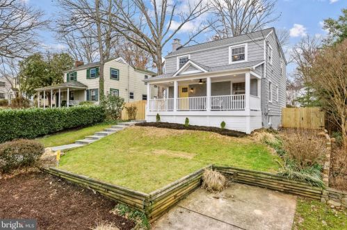 9920 Woodburn Rd, Silver Spring MD  20901-2731 exterior