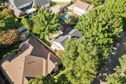 8911 Clayco, Dallas TX 75243-6362 exterior