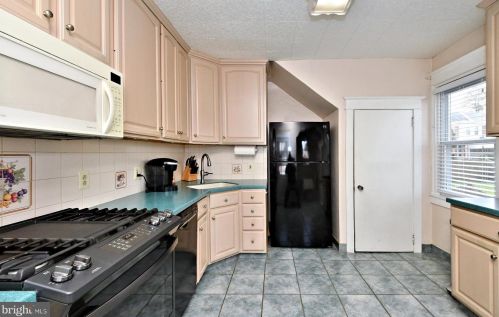 411 Magee, Philadelphia PA 19135-2723 exterior