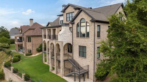 2771 Point Overlook, Gainesville GA 30501-1253 exterior