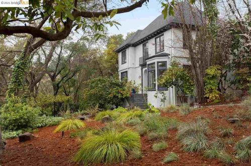 853 Arlington Ave, Berkeley, CA 94707-1926