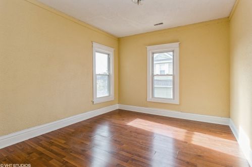 515 Jefferson St, Joliet IL 60435-6743 exterior