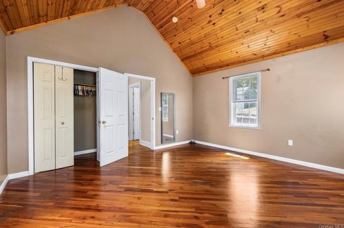 124 Bower Rd, Poughkeepsie NY 12603-1114 exterior