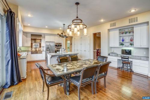 3067 Darby Rd, Keswick VA 22947-2730 exterior