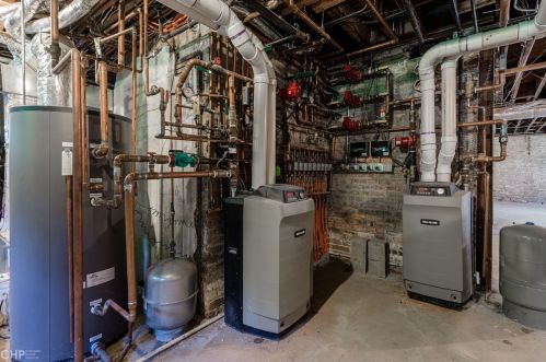 4845 Ellis Ave, Chicago IL 60615-5008 exterior