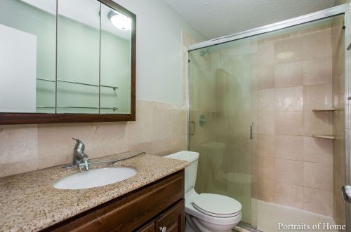 1115 Plymouth Ct, Chicago IL  60605-2007 exterior