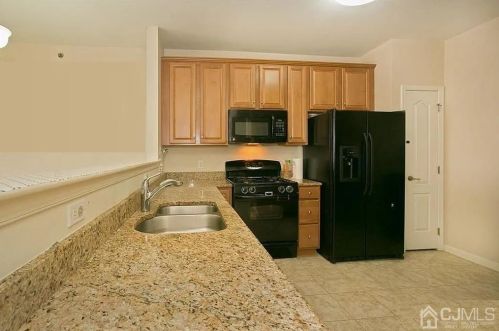 2318 Edward Stec Blvd, Edison NJ  08837-7010 exterior