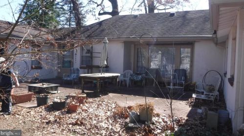 115 Pear St, Palmyra, NJ 08065-2529