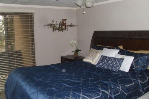 2034 Swallow Hill Rd, Pittsburgh PA  15220-1646 exterior