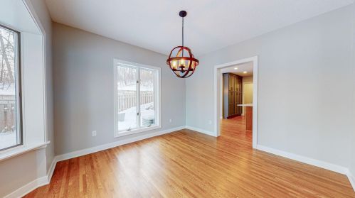 2501 Arc St, Saint Paul MN 55109-1918 exterior