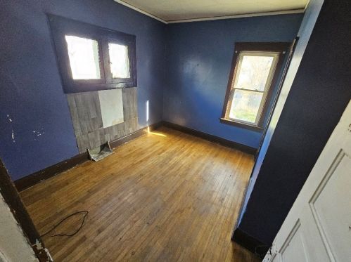 3238 36, Milwaukee WI 53215-4132 exterior