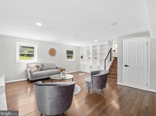 11839 Enid Dr, Rockville MD 20854-3454 exterior