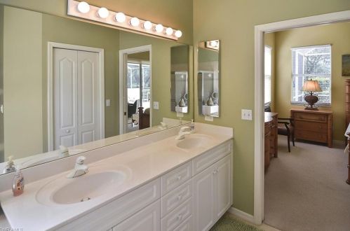 8801 Cedar Hammock Blvd, Naples FL 34112-3305 exterior