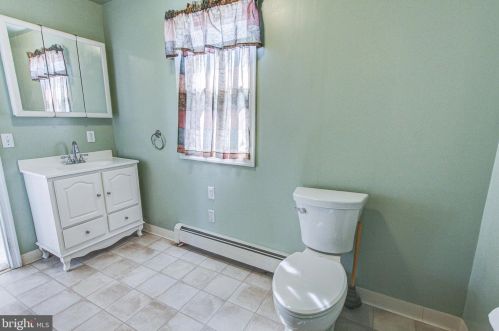 1120 Center Ave, Pottstown PA 19464-5802 exterior