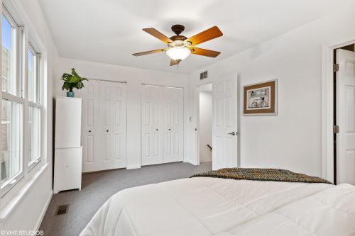 1774 Ainslie St, Chicago IL 60630-2018 exterior