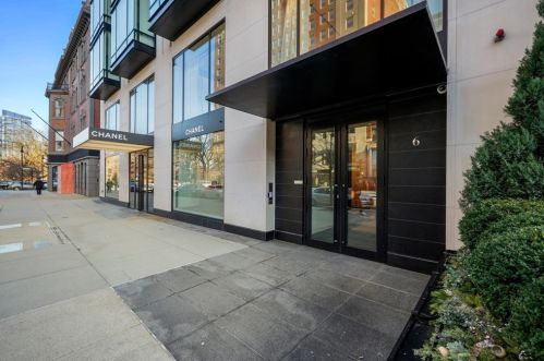 6 Newbury St, Boston MA exterior