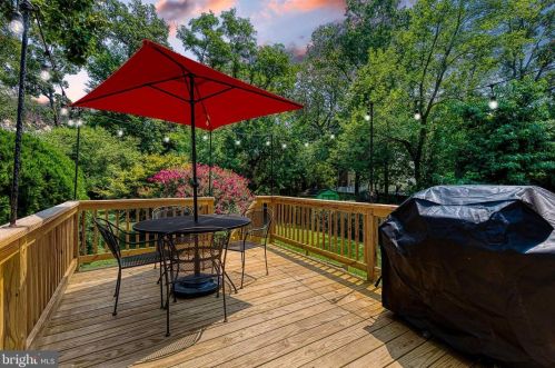 8205 Roanoke Ave, Silver Spring MD 20912-6208 exterior