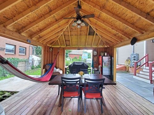 7 Dorrance St, Worcester, MA 01610-2305