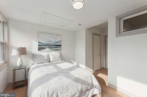 1607 D St, Washington DC  20003-2441 exterior