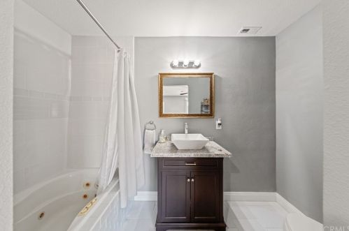 17520 Clark St, Perris CA  92570-8915 exterior