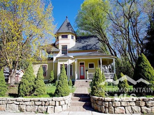 516 Main St, Jonathan, ID 83672-2226